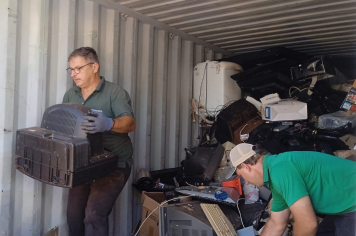 Empresa Natusomos realiza recolhimento de material eletrônico 