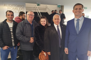 Prefeito participa de sessão especial em comemoração aos 90 anos do TCE-RS