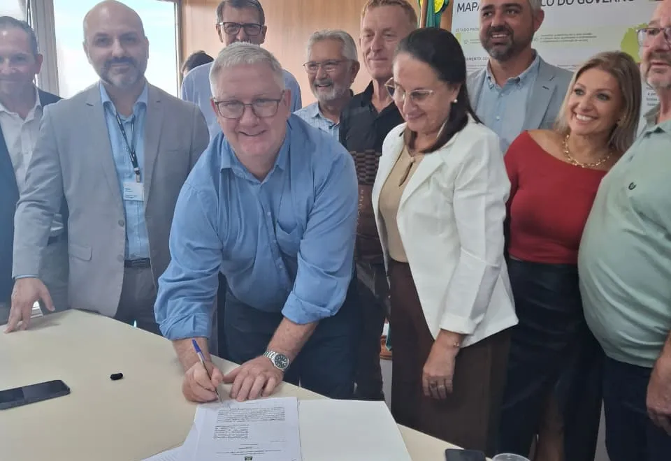 Município assina formalização de obra pelo Programa Pavimenta 3