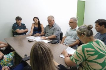 Prefeito e Vice-Prefeita anunciam reajuste de 7% para os servidores