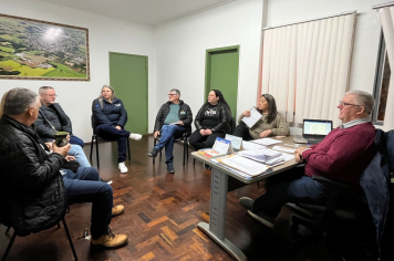 Prefeitura e ACI discutem alternativas para fortalecer o comércio local